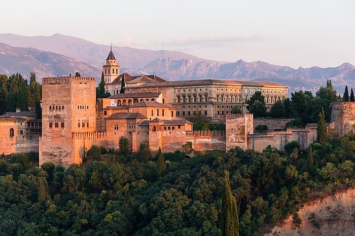 800px Dawn Charles V Palace Alhambra Granada Andalusia Spain